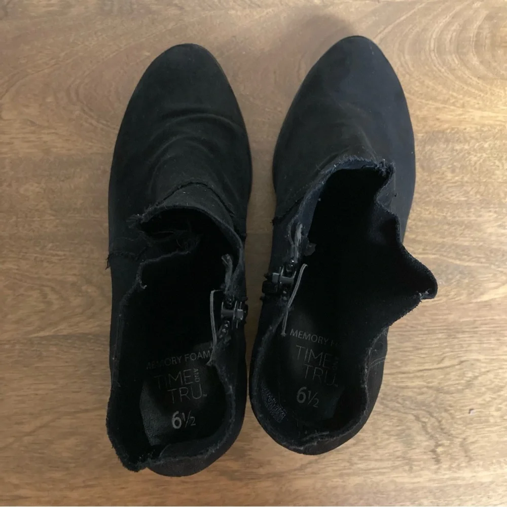 5/$15 Time and True Black Western Style Ankle Boots 6.5